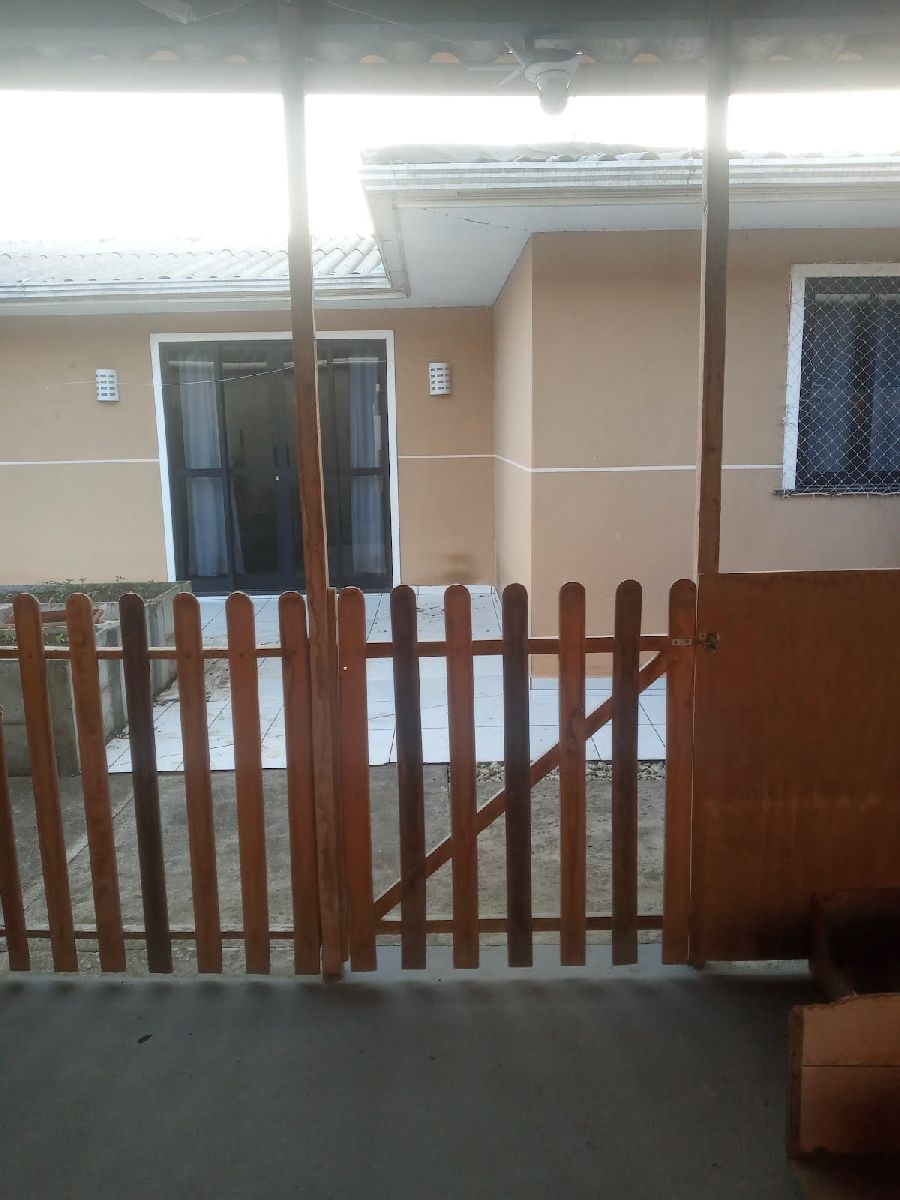 Casa em Bocaiuva do Sul - Excelente Casa Residêncial no Município de Bocaiúvado Sul, Estado do Paraná, com área total construída de 250 m², valor R $410.00 quatrocento e dez mil reais. À vista.